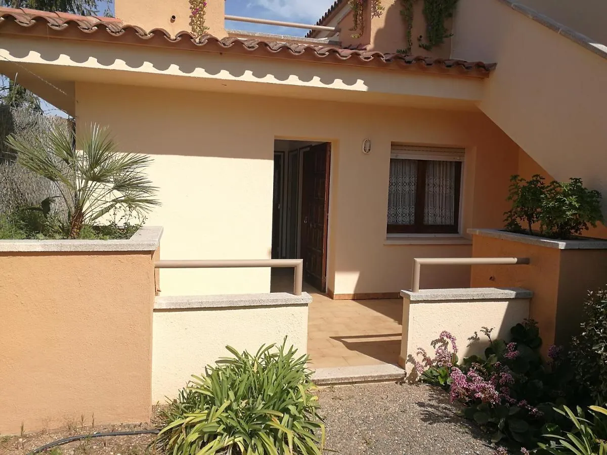 Fabulous Apartment Ideal For Families, Near The Beach L' Escala Spagna