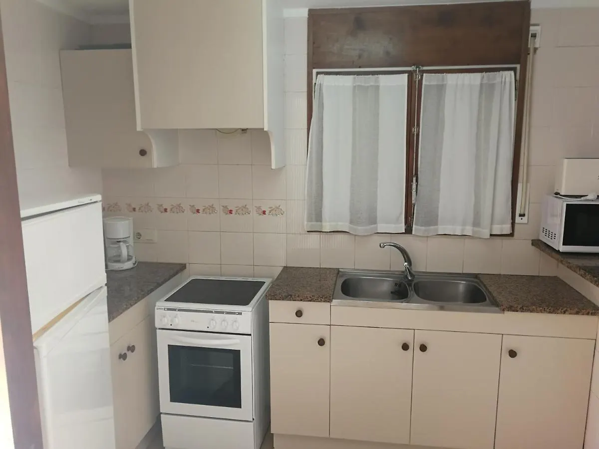 Fabulous Apartment Ideal For Families, Near The Beach L' Escala 0*,  Spagna